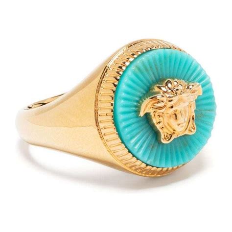 anello versace testa medusa indossato|Collezione anelli .